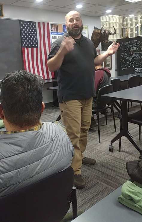 brett-teaching-class.jpg